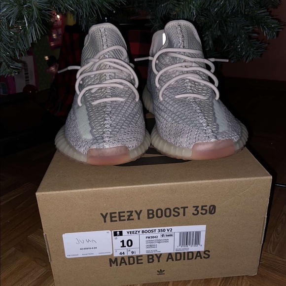 Yeezy Boost 350 v2 citrin (non-reflective)